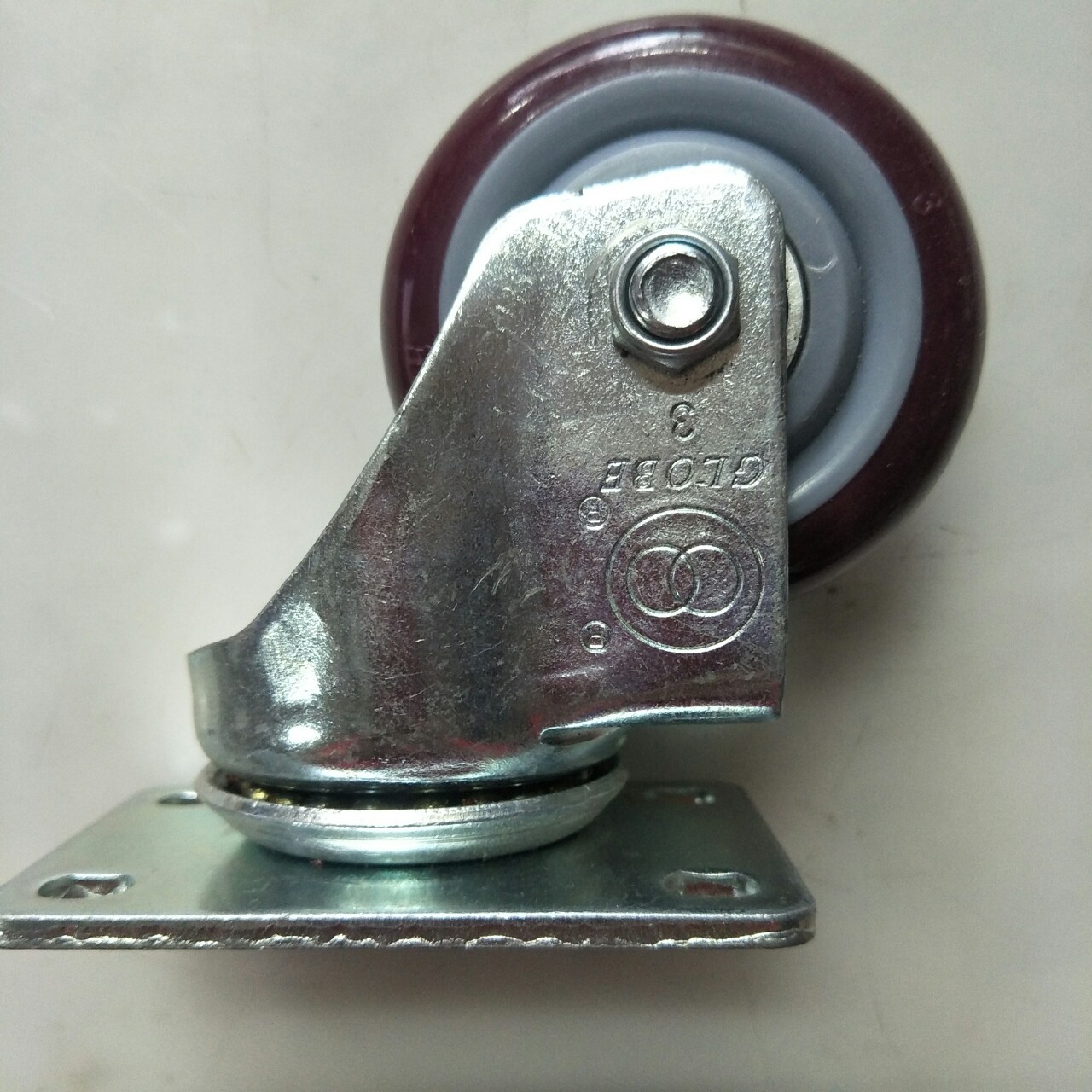 正品中型环球脚轮GLOBE超级聚氨酯脚轮大量批发