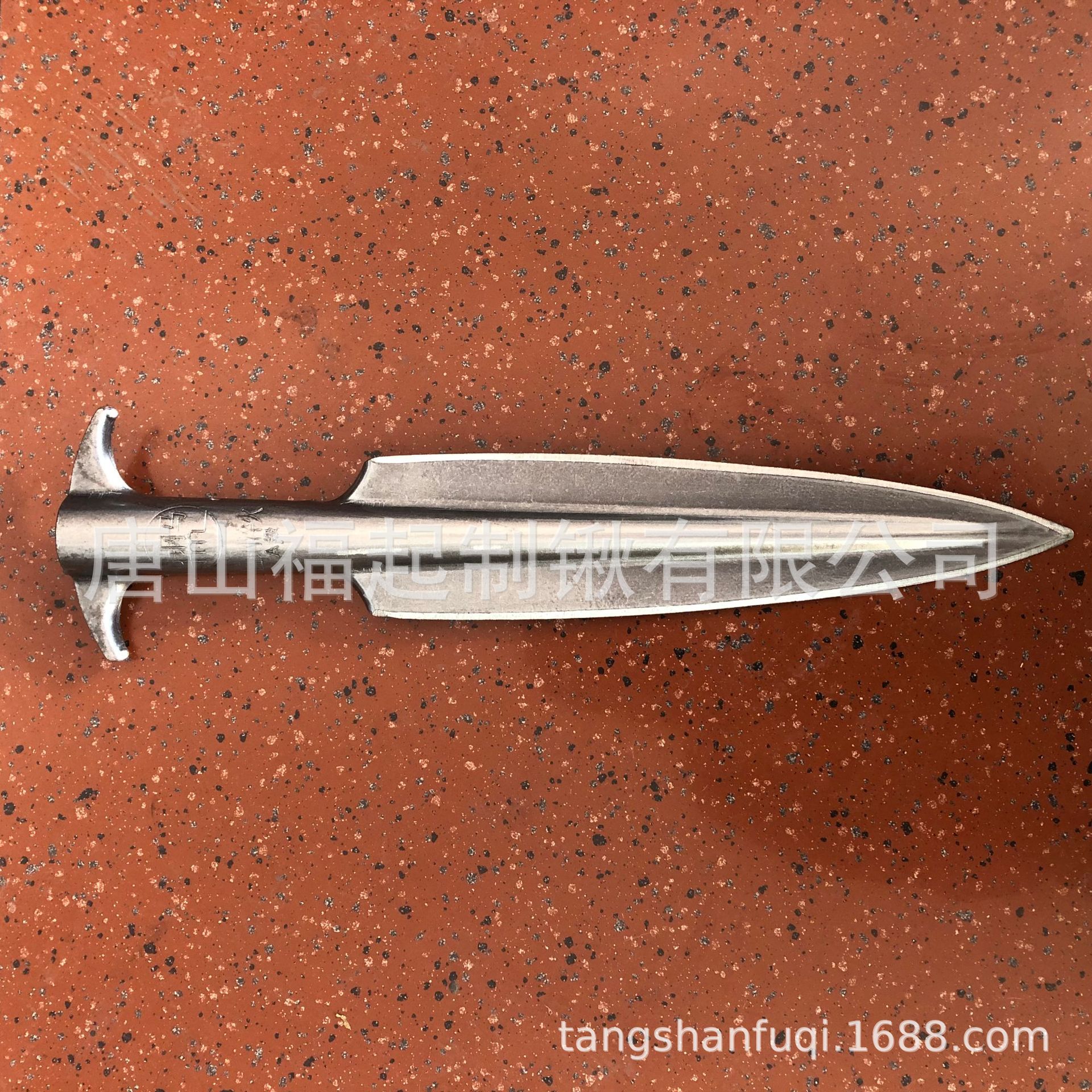 钢马厂家 野猪矛 红缨枪 兵器 长矛 霸王枪 	冷钢刀