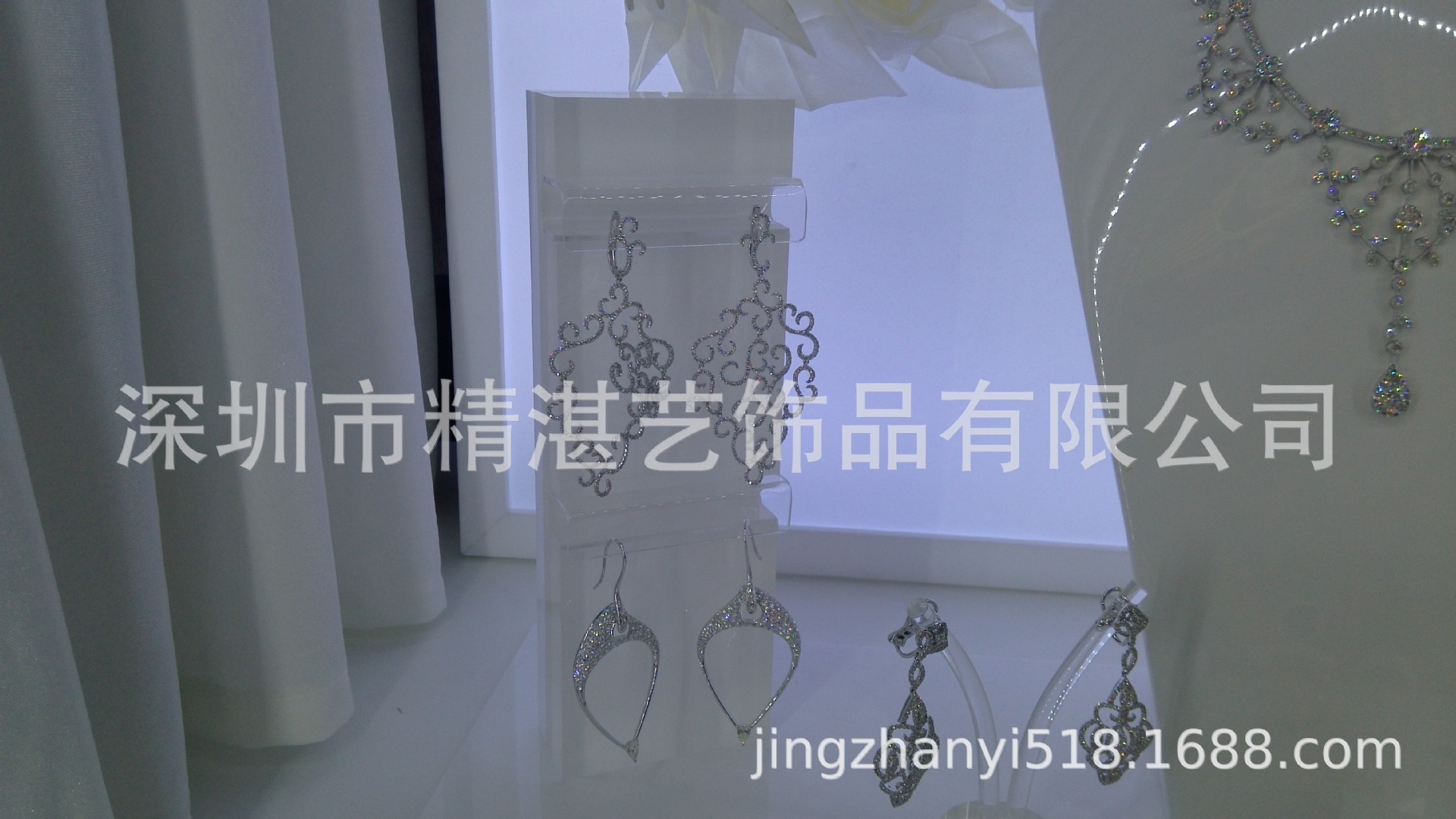 18K金镶钻手镯02