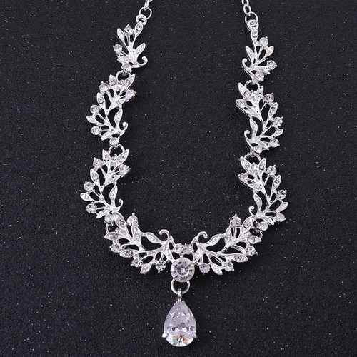 C1012 Korean wedding accessories set alloy leaf set with rhinestone zircon bridal necklace and earrings two-piece set