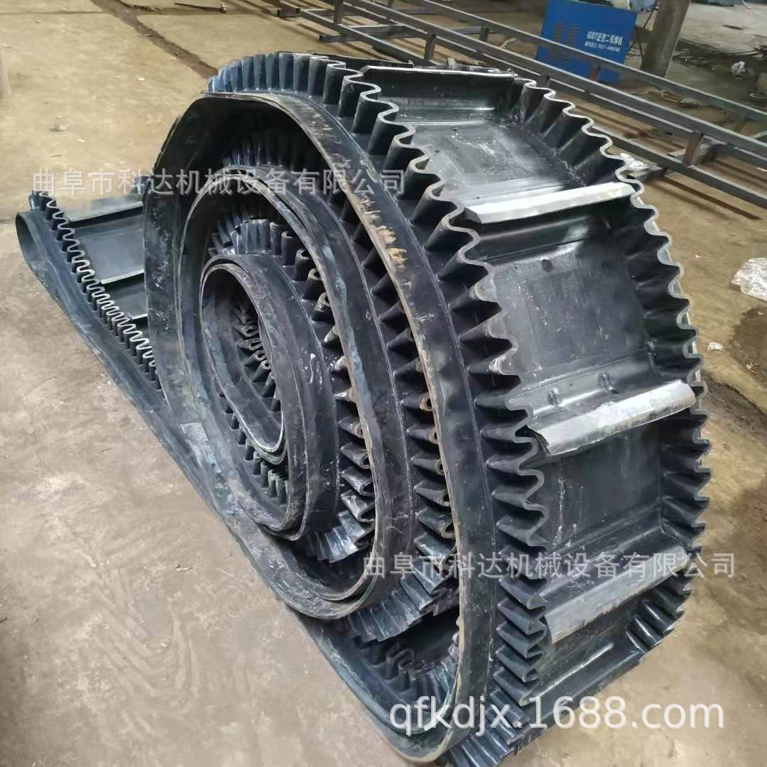 非标定制橡胶平面防滑皮带输送机 黑色橡胶带裙边格挡皮带输送机