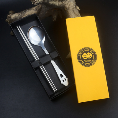 Happy smiley Round spoon Stainless steel cutlery Spoon chopsticks piece festival business affairs Small gifts customized logo