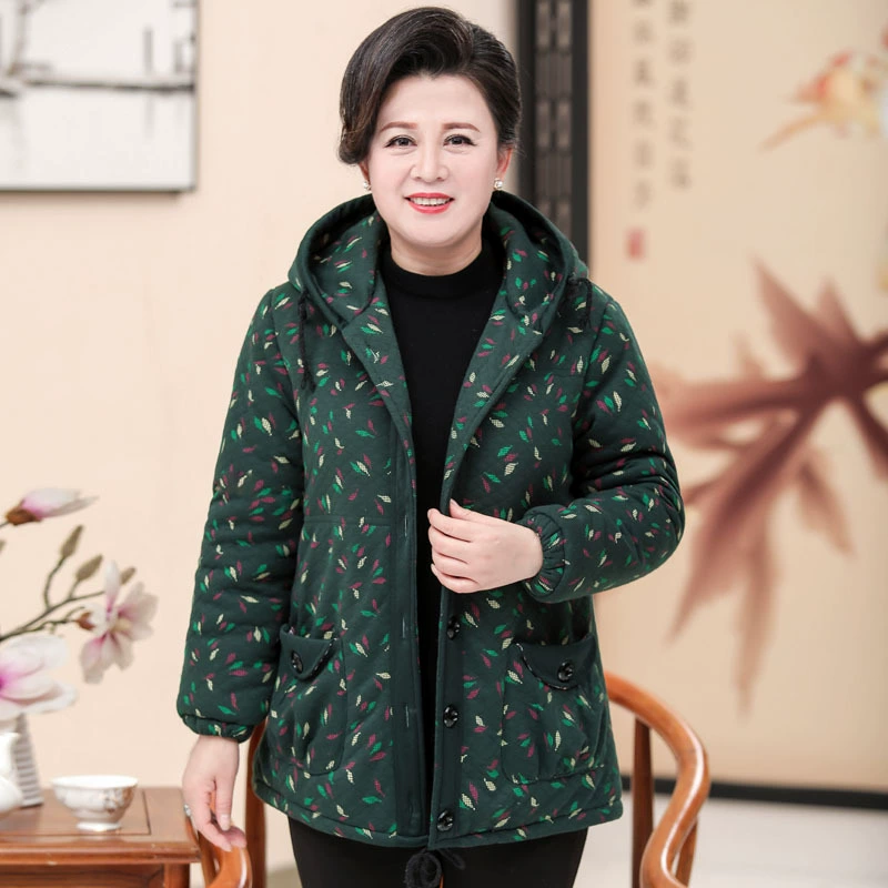 2010 Новая мама зимняя одежда очень большая хлопчатобумажная одежда утолщенная 60 пожилая одежда 70 старая леди 80 бабушка