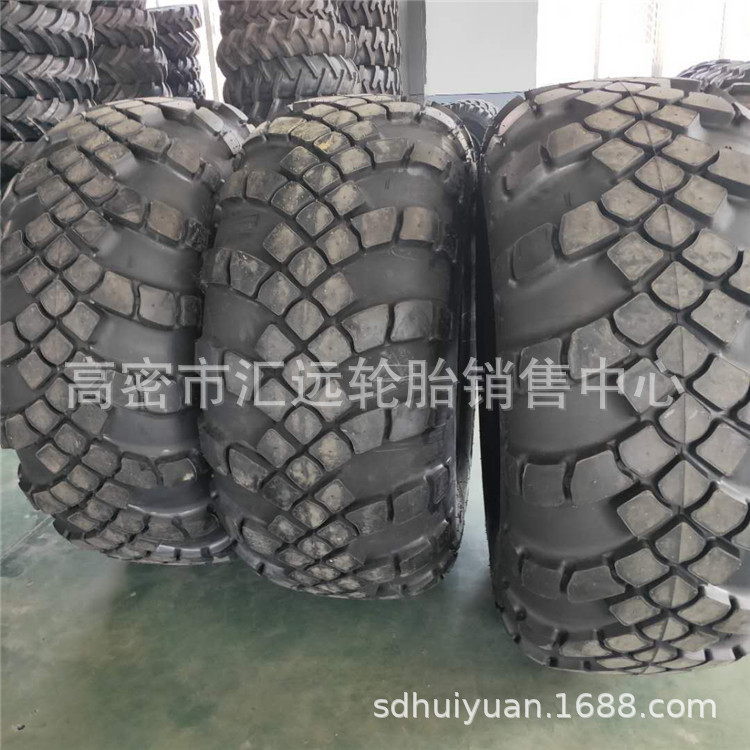 供应俄罗斯越野炮车轮胎1500x600-635 1300x530-533 1500*600-635