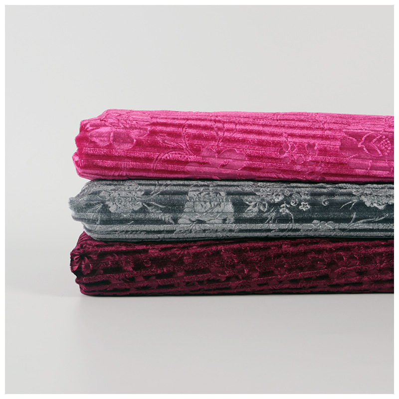 厂家直供 抽条压花ks韩国绒面料 秋冬运动服服饰家纺抽条压花面料