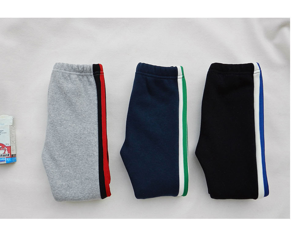 Polainas de las niñas falda media y grande pantalones de los niños primavera y otoño 2022 nuevo versátil desgaste exterior primavera moda delgada