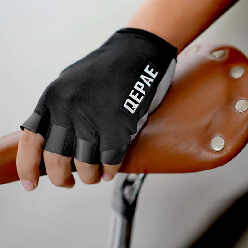 QEPAE cycling Hemidactyly glove summer Bodybuilding motion glove outdoors lady Sunscreen glove