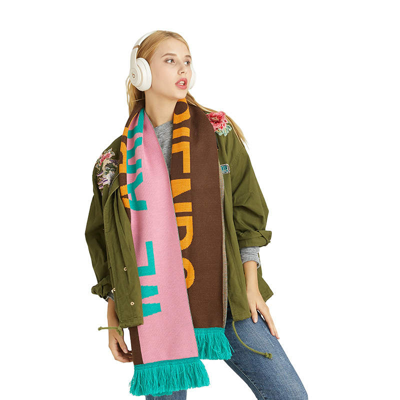 Women's Basic Color Block Yarn Tassel Scarf display picture 2