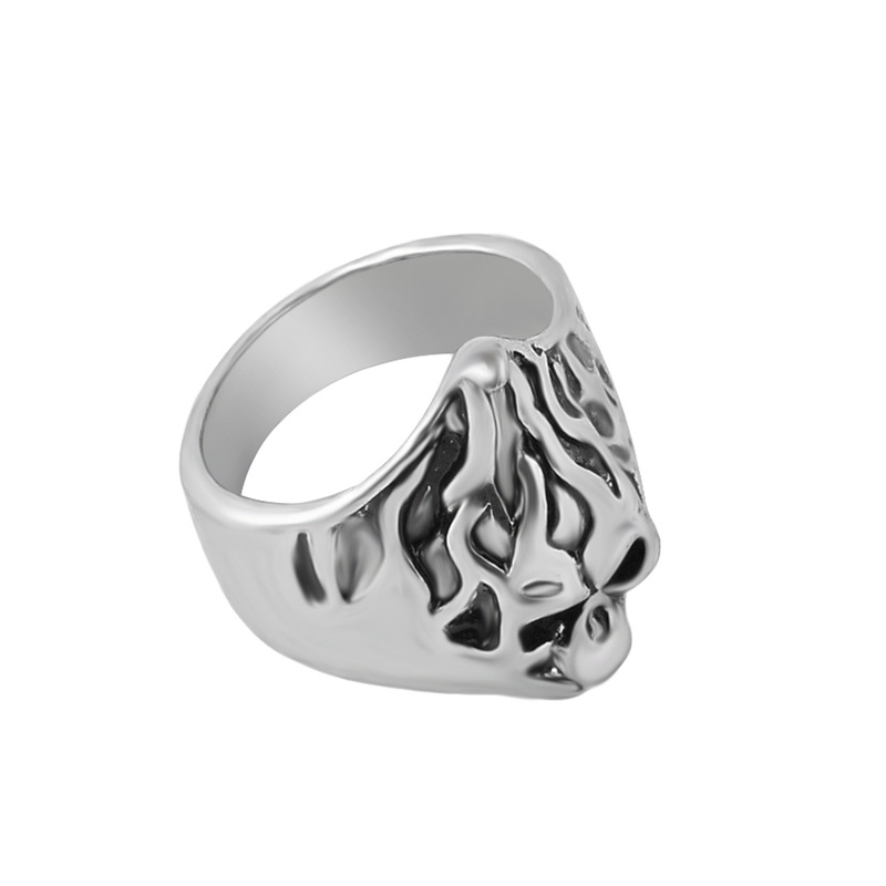Hot Sale Accessories Ring Jewelry Personality Retro Exaggerated Flame Skull Ring display picture 6