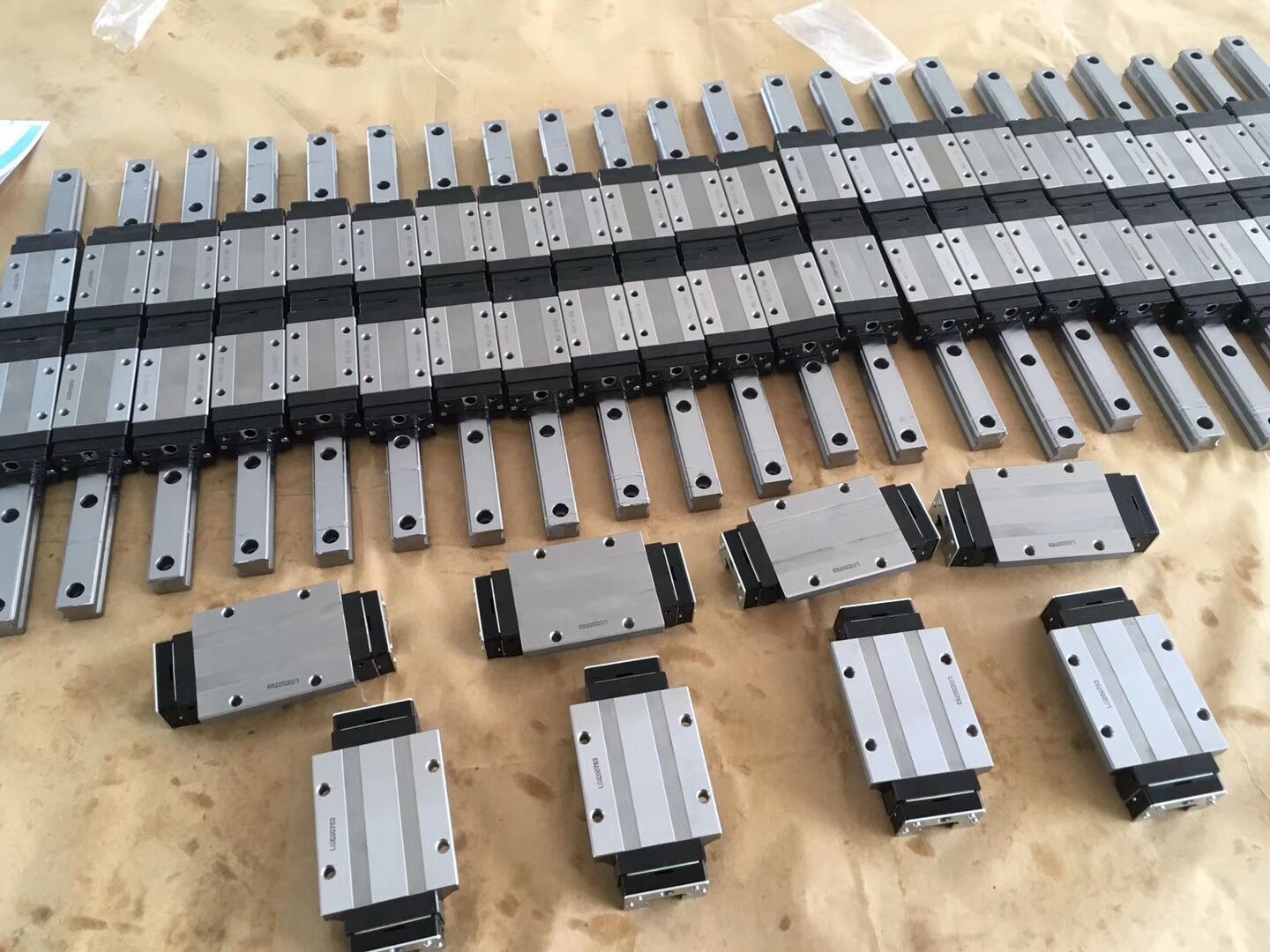 THK直线导轨THK滑块NR35A、NR35LA、NR45A、NR45LA、NR55A