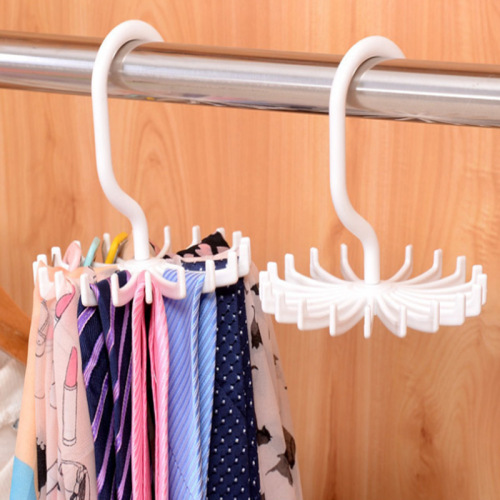 Cross-border creative multifunctional plastic tie rack mini rotatable 20-claw hanging rack scarf silk scarf jewelry storage rack