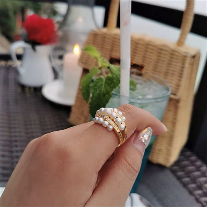 Luxury Ring Micro-set Diamond With Pearl Ring Copper display picture 3