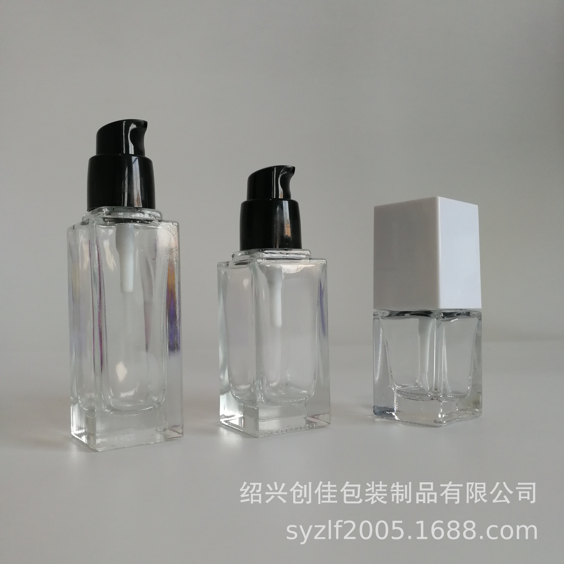 厂家方形透明玻璃粉底液瓶四方玻璃瓶化妆品包材20ml30ml40ml现货