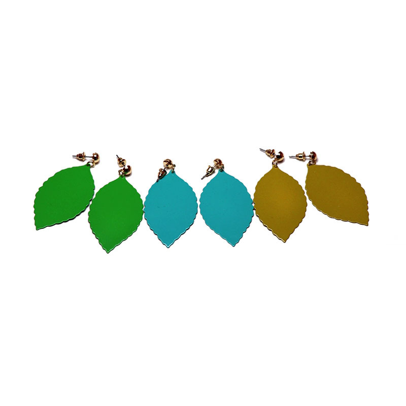 Les Fabricants Fournissent Simple Métal Feuille-shapepd Boucles D'oreilles Jaune Vert Bleu Feuille Boucles D'oreilles Mori Style Couleur Boucles D'oreilles display picture 4