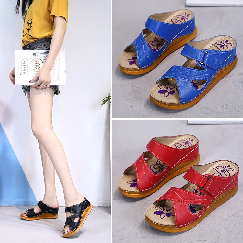 2019夏季潮新款女涼拖鞋坡跟中粗刺繡镂空花朵超輕女大碼百搭休閑