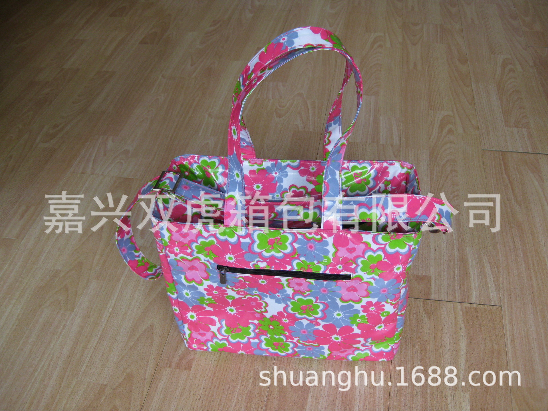 pvc复合相机妈咪包shxb3.jpg