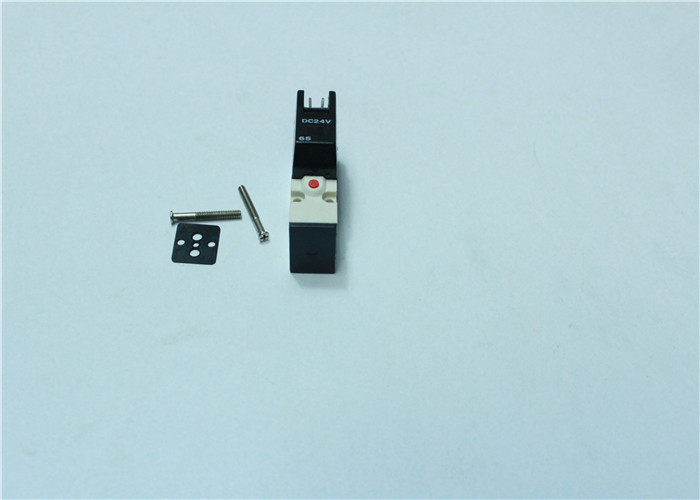 KM1-M7162-20X Yamaha YV100II Buffer Solenoid Valve A010E1-35W Pick and Place Machine Parts KM1-M7162-20X Yamaha YV100II Buffer Solenoid Valve A010E1-35W Pick and Place Machine Parts