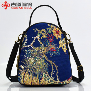 Cross-border source 2019 new sequin bag ethnic embroidered portable diagonal canvas embroidery small bag