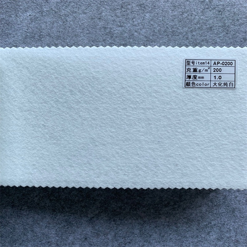 恒新纤维 单面背胶耐高温阻燃防火棉无纺布 涤纶针刺取暖器不织布