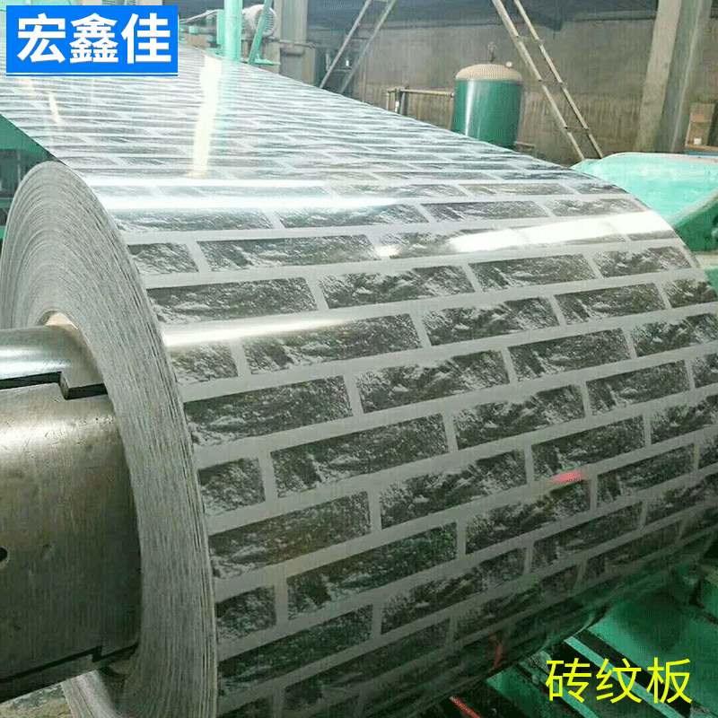 砖纹板山东博兴 砖纹彩钢板 建筑围挡用彩涂卷 彩钢板瓦厂家