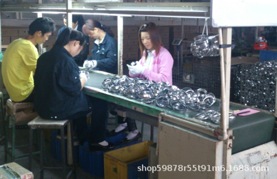 压铸铝合金抛光打磨.png