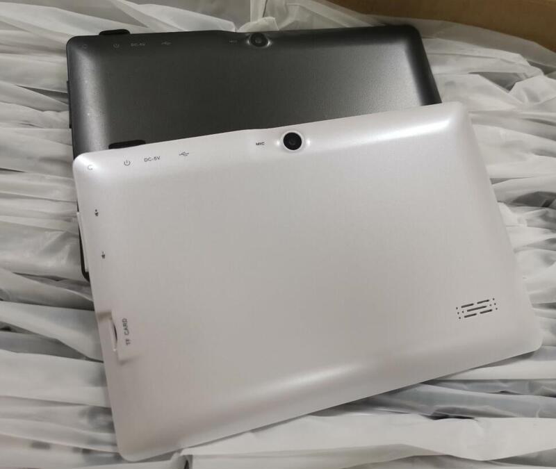 メーカー卸売りq 88全志a 33四核7インチタブレットpcデュアルカメラwifi bluetoothタッチアンドロイド4.4|undefined