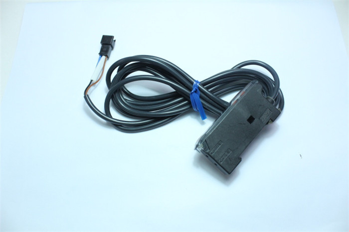 KGA-M3455-11X 雅馬哈飛達感應器E3X-DA41