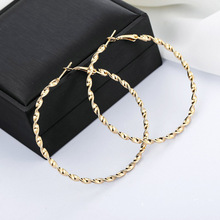 �W���羳�r���¿��F��Ť����Ȧ5-7cm���н�ɫ��AȦ���hŮ�Ʒ