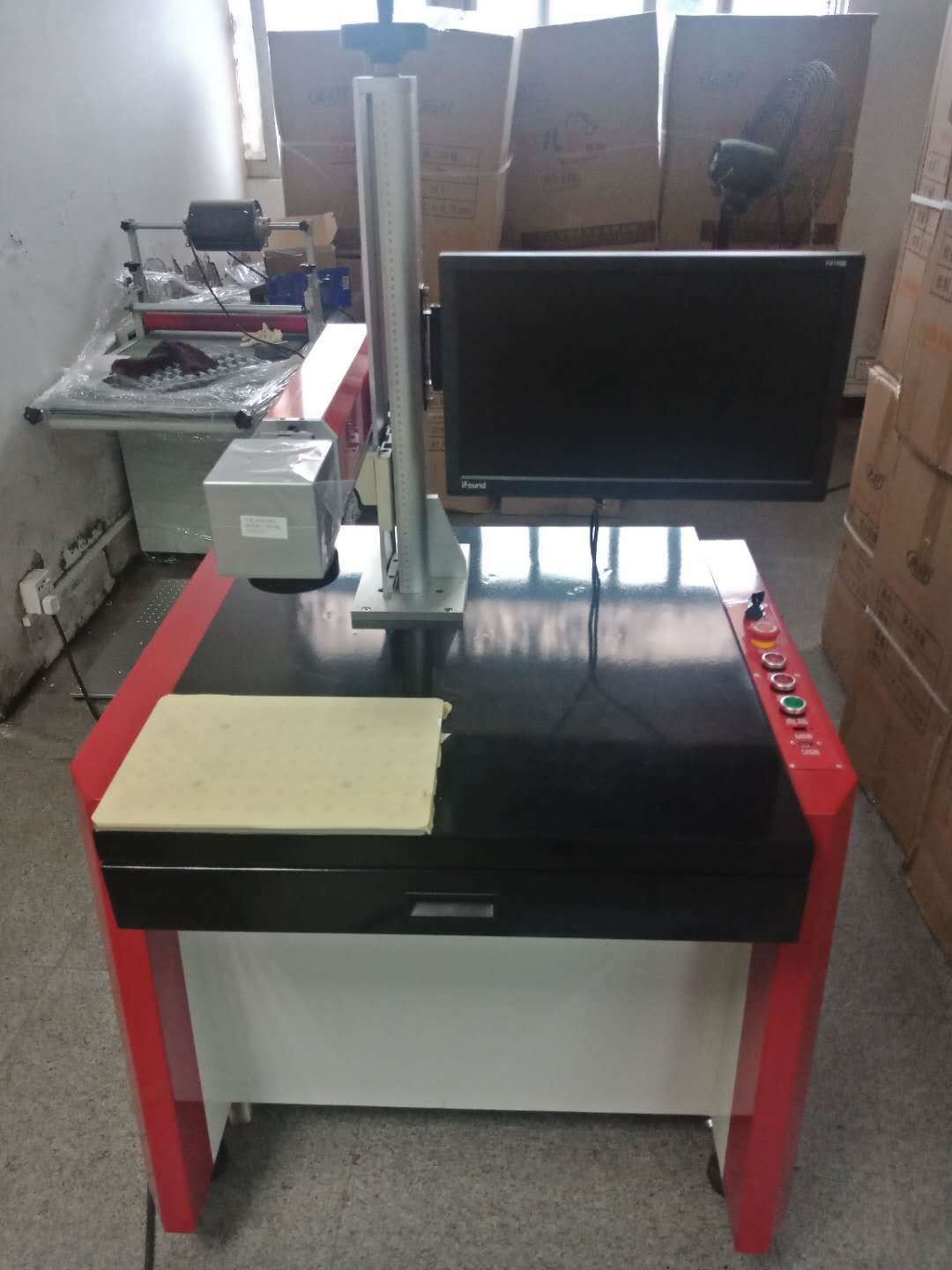 模具标准件激光打标机模具气顶镭雕机镭射机