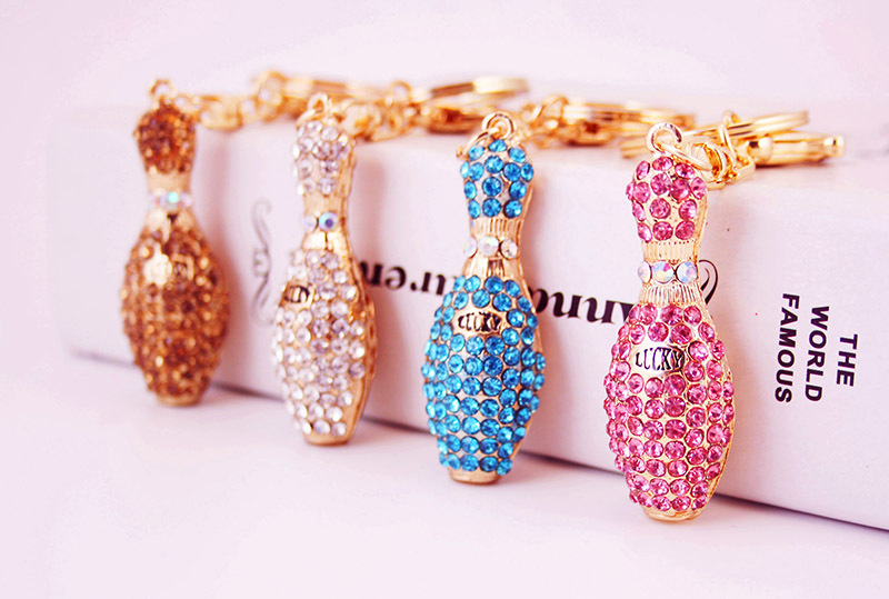 30g Weight Alloy, Metal Material Heart Pattern Women'S Gender White, Pink, Blue, Champagne Color Diamond-studded Crystal Bowling Shape Car Key Chain 无