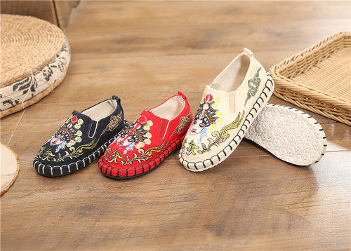 Mu Guiying embroidered new children's embroidered shoes, old Beijing cloth shoes, ethnic style children's shoes, Hanfu shoes, drop shipping