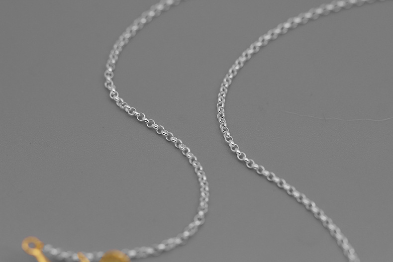 Elegant Necklace Display