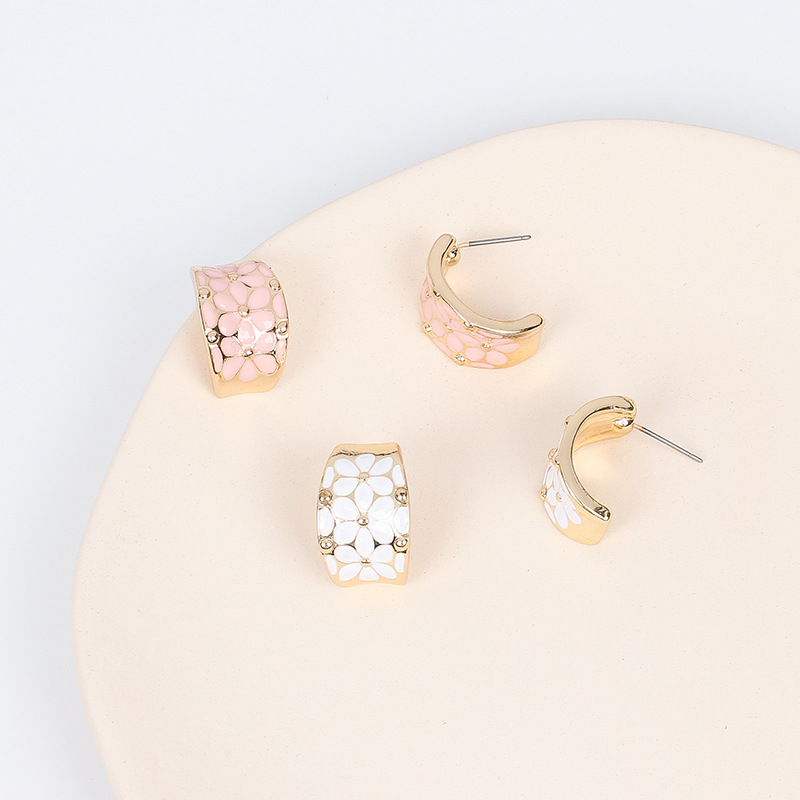 10g Weight Earrings Classification Wedding, Travel Occasion Women'S Gender White, Pink, Red, Yellow, Black Color Fashion New Colorful Exaggerated Women's Earrings 11