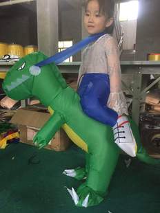 �����������R���ǫFС�R�����b ���ﱳ�� ������������Ц������