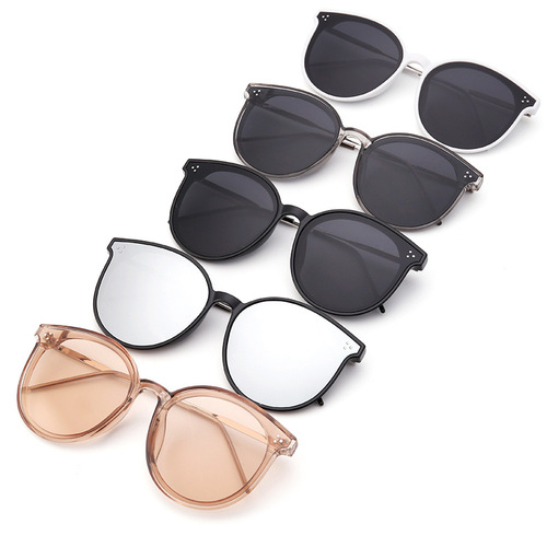 Factory direct supply of sunglasses European and American fashion trend simple glasses retro large frame unisex rivet sunglasses