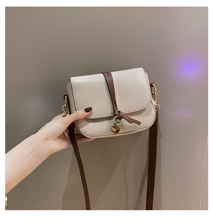 Wholesale Fashion Simple Buckle Type Shoulder Bag Nihaojewelry display picture 30