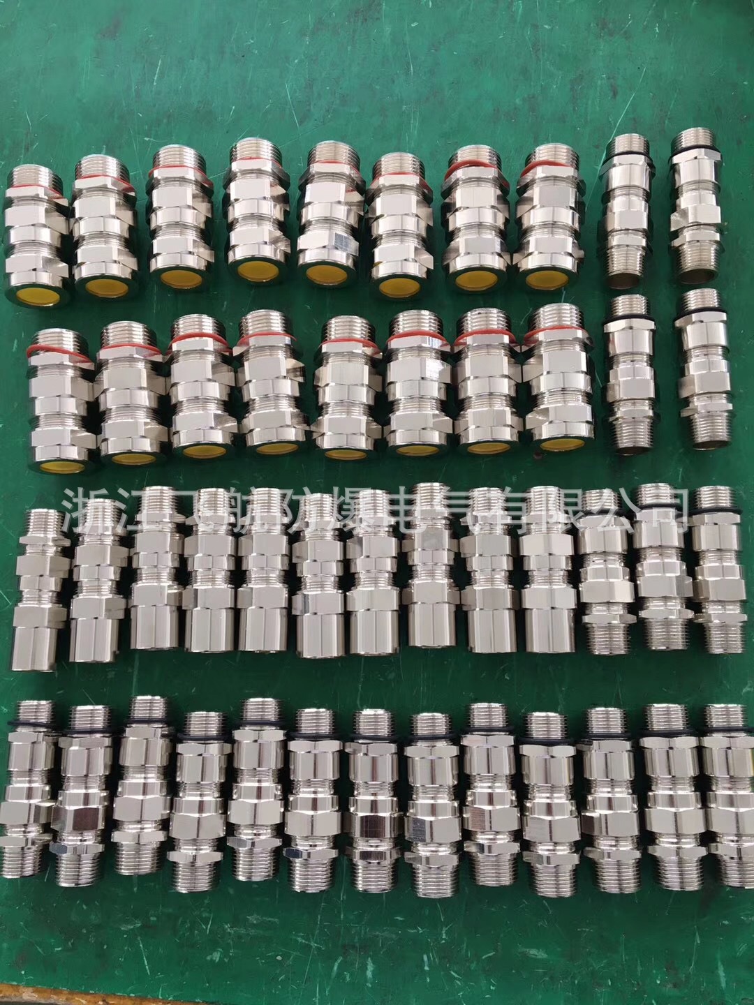 供应BDM系列防爆电缆夹紧密封接头铠装,防爆密封接头