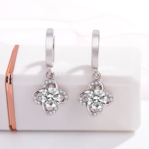 Korean version of the new sparkling diamond four-leaf clover long earrings for women with zircon purple diamond earrings sweet temperament fashion jewelry