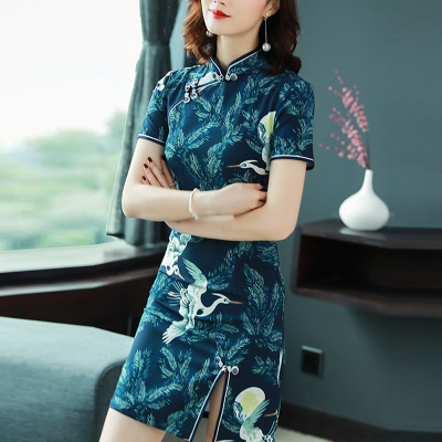 新式旗袍改良版连衣裙中国风2019新款日常短款时尚年轻款少女旗袍