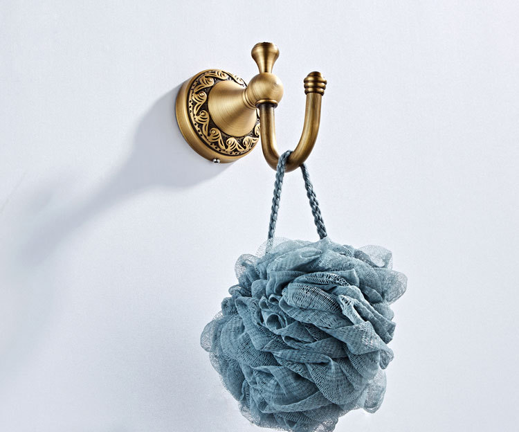 卫浴五金挂件浴室壁挂式螺丝安装单衣钩F8312-1