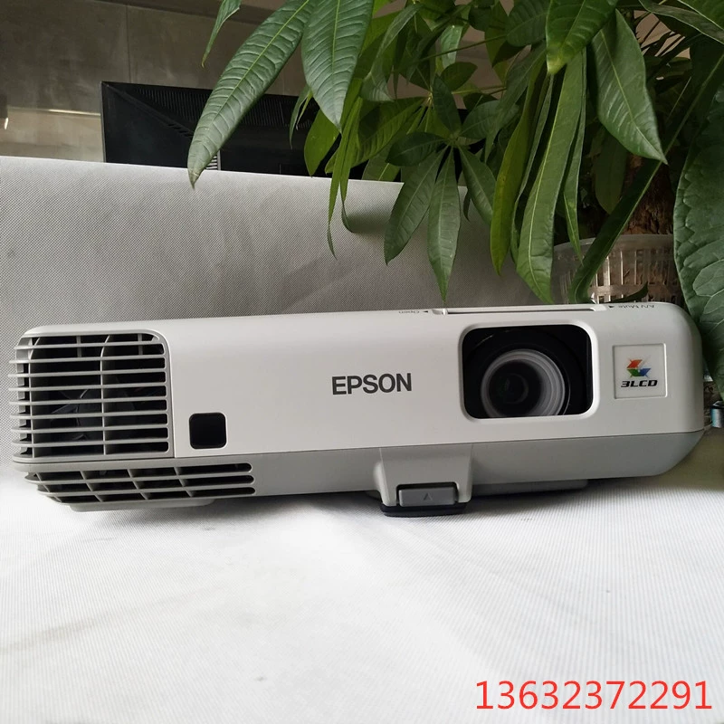 Проектор (Epson) EB‑C2100XN, 3500 люмен, высокое разрешение, б/у для бизнеса и обучения