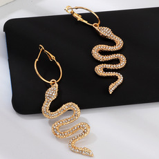 Personalized Fashion Snake Earrings Exaggerated Creative Snake Element Earrings display picture 11