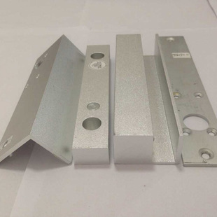 �F؛���X L���X�Ͻ� CNC���I�X�Ķ��ƙC�ӹ��_�׼ӹ�