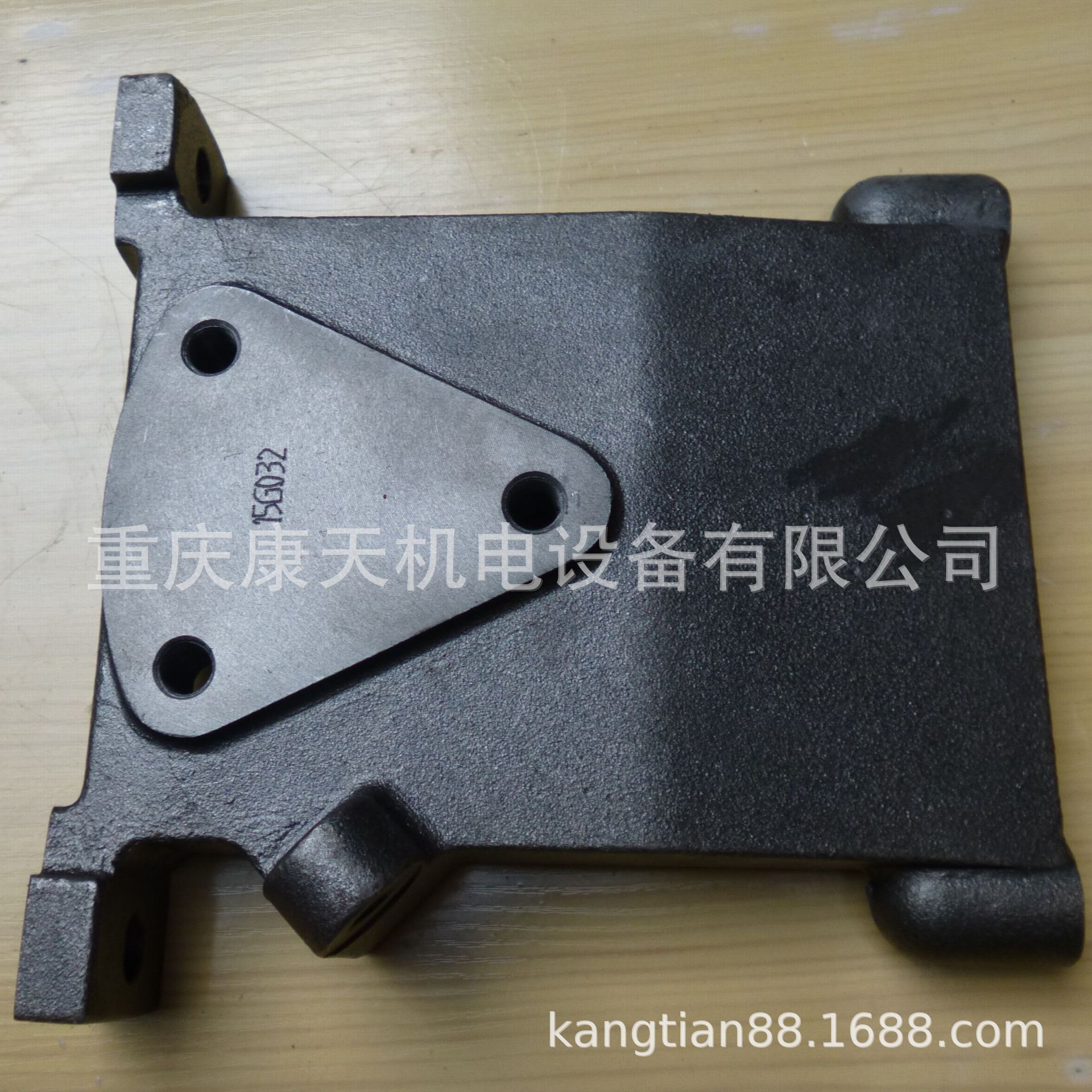 cummins/康明斯配件 208829 风扇支架