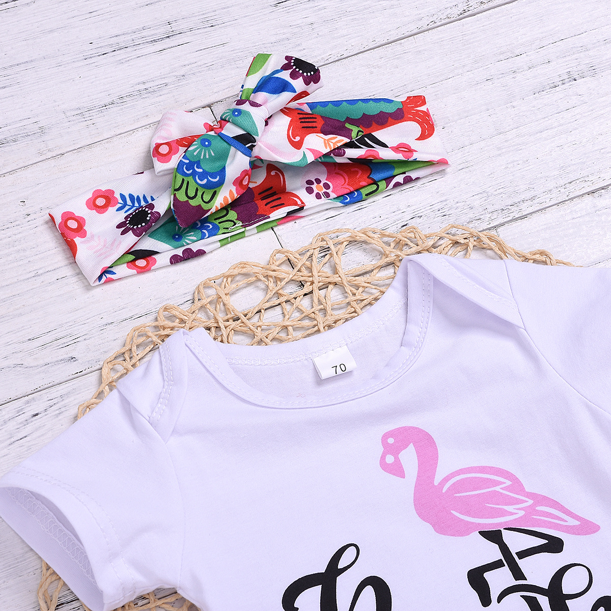 Children's Cartoon Suit Flamingo Animal Print Romper Trousers And Scarf Three-piece display picture 9