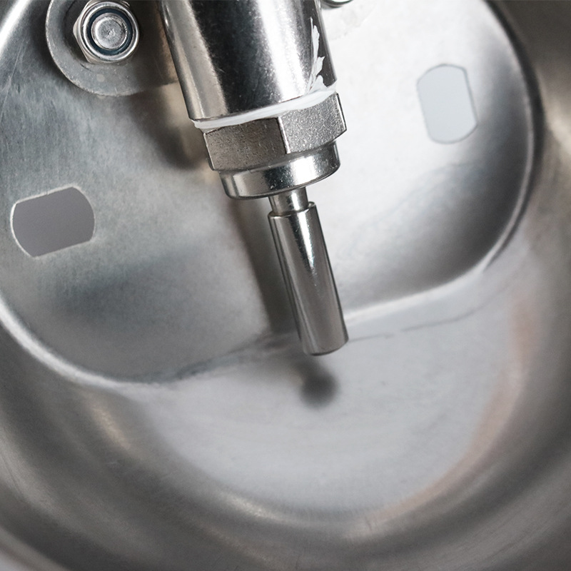 Fábrica al por mayor de acero inoxidable 304 automático bebedero para cerdos cerdo engrosada tipo tazón fuente de agua tipo táctil