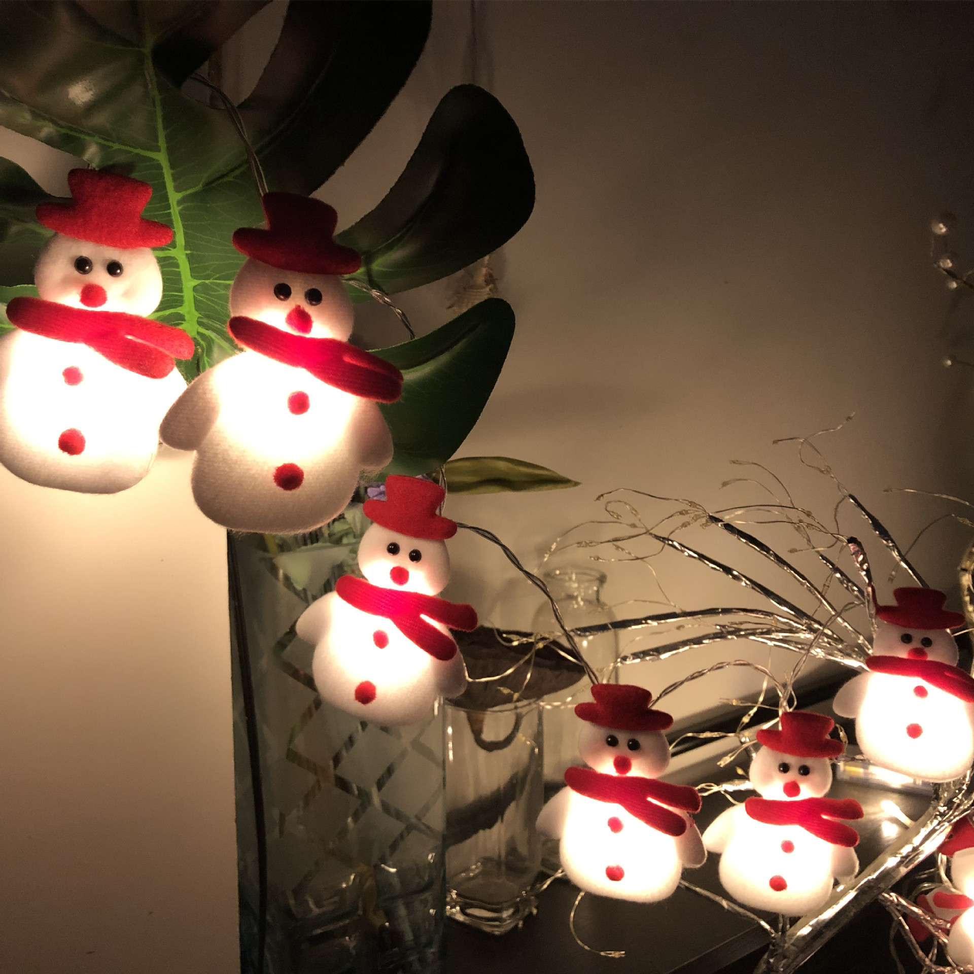 Cross-border new LED Christmas cloth art plush snowman string lights Christmas tree holiday party decoration lantern pendant
