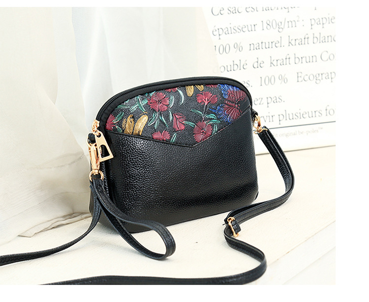 Women's Mini Pu Leather Flower Fashion Embroidery Round Zipper Crossbody Bag display picture 11