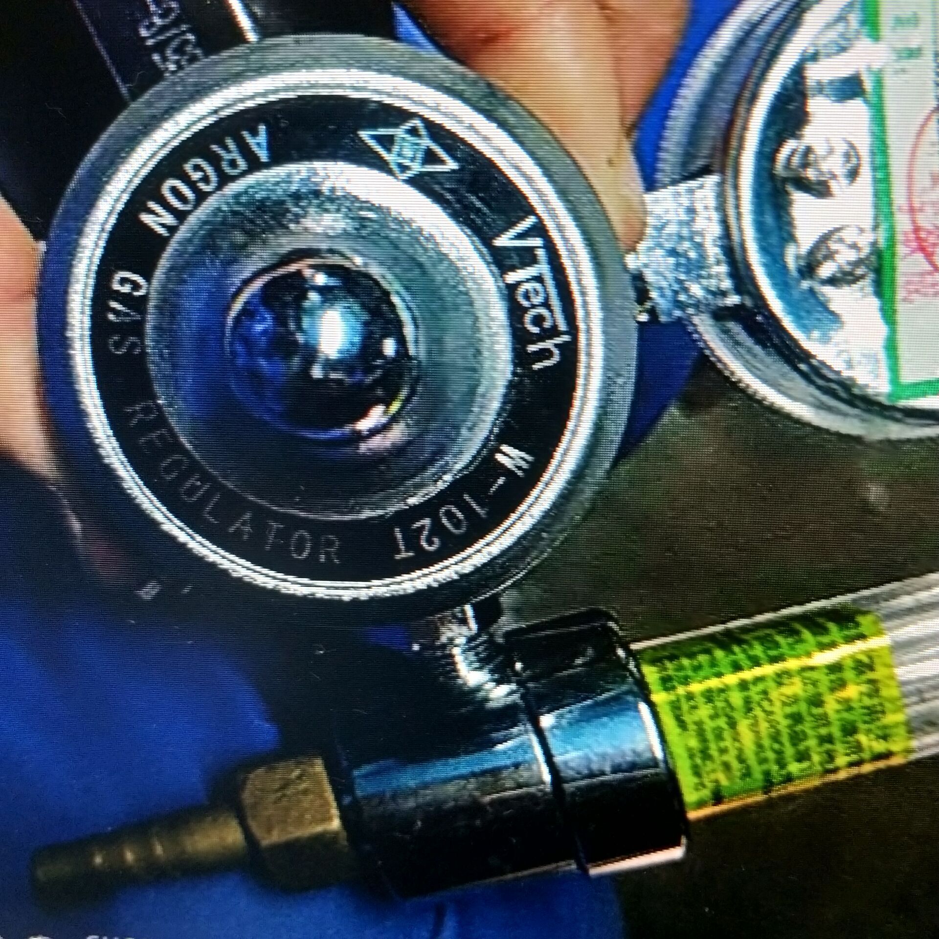 氩气减压器v-102t