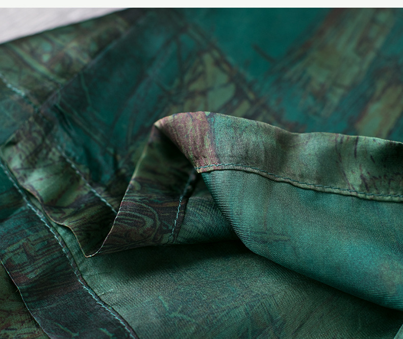 Costume femme en De la soie - Ref 3334817 Image 34